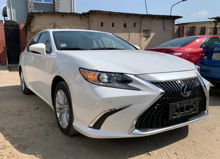 Lexus ES in pearl white — front three-quarter view, available at Sabfatex Autos, Port Harcourt